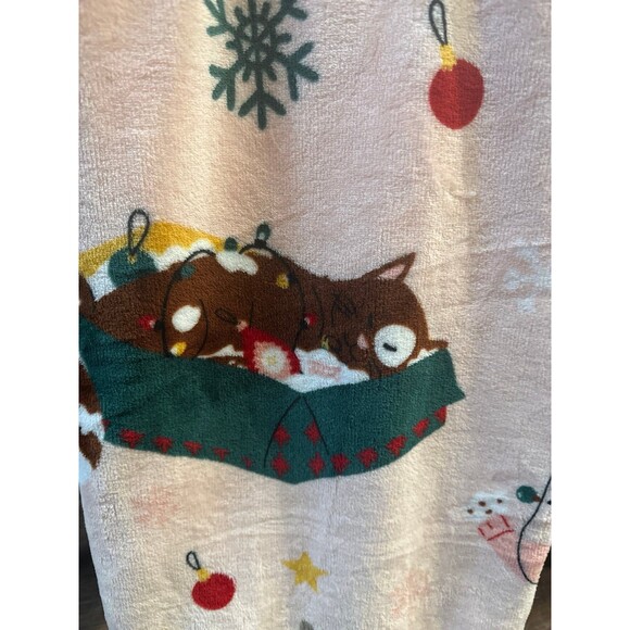 Viral CATS & CHRISTMAS FUN THROW BLANKET by Holly Jolly - Picture 3 of 5